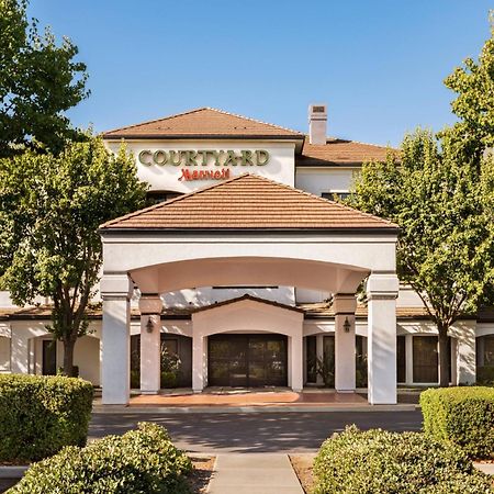 Courtyard By Marriott San Jose South/Morgan Hill Hotel Bagian luar foto